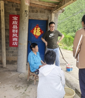 家校社联动筑防线， 进村入户守平安